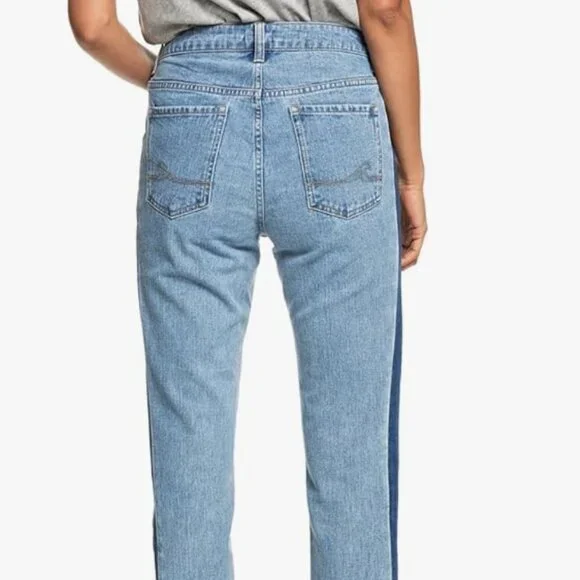 ROXY Cloudy Days Boyfriend Fit Two-Tone Jeans Like New ✨ - Picture 2 of 16